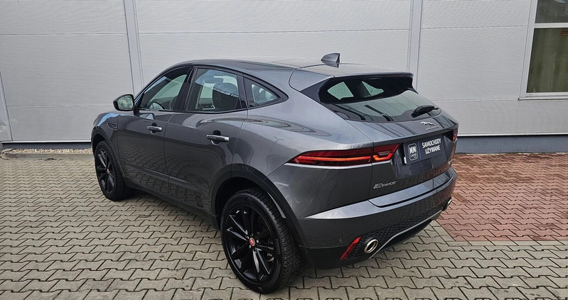 Jaguar E-Pace cena 129900 przebieg: 26420, rok produkcji 2018 z Sanok małe 67